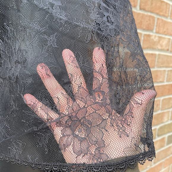 Romantic Gothic Black Lace top sz L Sheer coquette Scalloped Elegant Whimsigoth - Picture 5 of 12